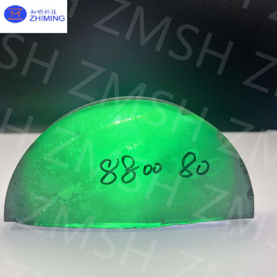 জেমারাল্ড সবুজ Moissanite SiC একক স্ফটিক মোহস কঠোরতা 9.25 জহরতের জন্য Moissanite কাঁচামাল