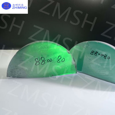 জেমারাল্ড সবুজ Moissanite SiC একক স্ফটিক মোহস কঠোরতা 9.25 জহরতের জন্য Moissanite কাঁচামাল